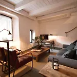 Casa Isola 別荘 サーラ・コマチーナ