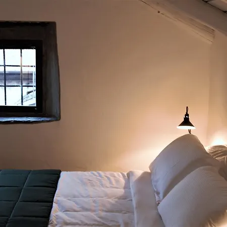 Casa Isola * 살라코마시나